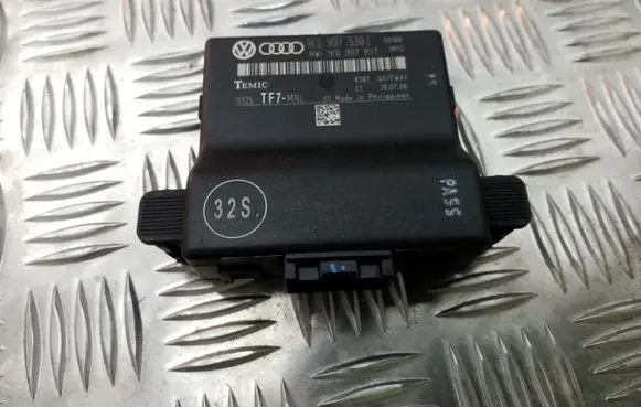 Volkswagen Golf V Other control units/modules 1K0907530J