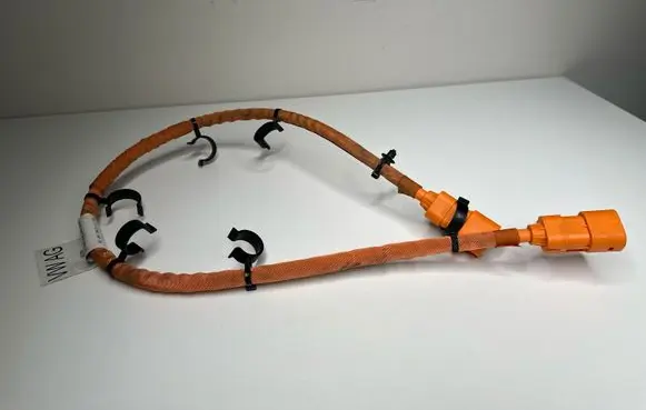Audi Q3 F3 High voltage cable 5QJ971475