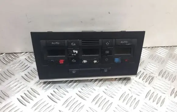 Audi A4 S4 B6 8E 8H Climate control unit 8E0820043AA
