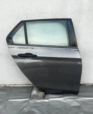 Fiat Tipo Rear door