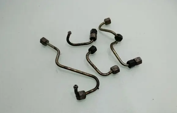 Citroen C5 Fuel injector supply line/pipe 
