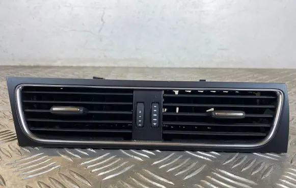 Audi A4 S4 B8 8K Dash center air vent grill 8T1820951C