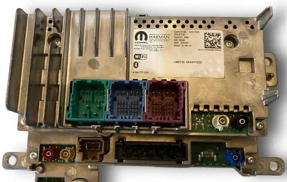Maserati Levante Radio/CD/DVD/GPS head unit 670177576