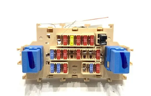 Nissan Qashqai Fuse box set 
