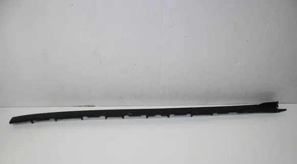 BMW X7 G07 Windshield trim 7434874
