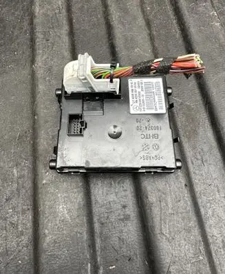 Mercedes-Benz C W205 Air conditioning/heating control unit A2059007615