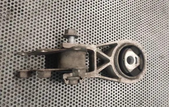 Peugeot Boxer Engine mount vacuum valve 