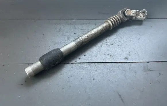BMW 5 E39 Steering column universal joint 