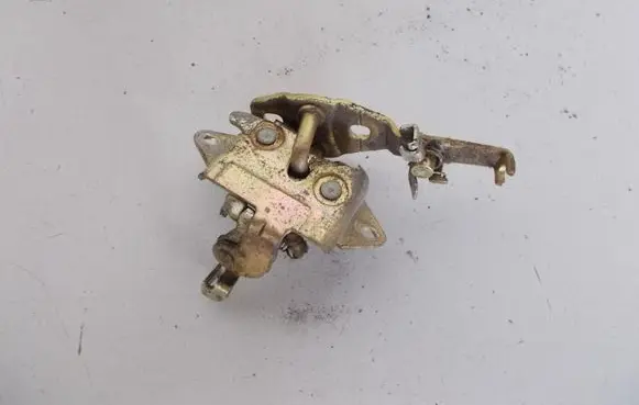 Daihatsu Cuore Tailgate/trunk/boot lock/catch/latch 
