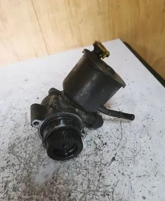 Mazda Premacy Power steering pump
