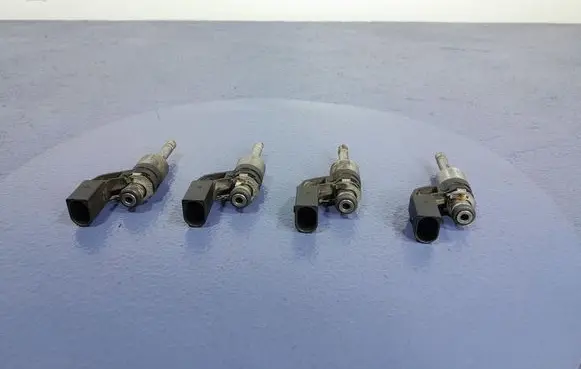 Audi A3 S3 A3 Sportback 8P Fuel injector 03C906036F