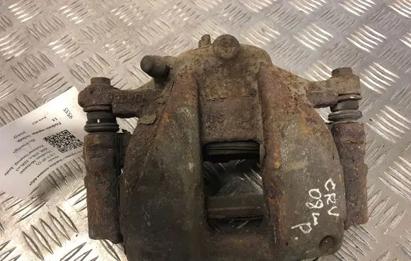 Honda CR-V Front brake caliper