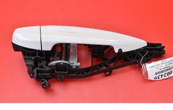 BMW X5M F85 Rear door exterior handle 7381874