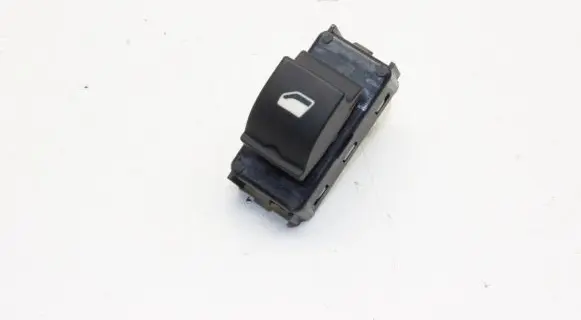 Peugeot 2008 II Electric window control switch 98044803ZD
