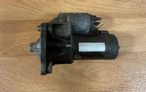 Citroen Xsara Starter motor D6RA572 C188223P 30150830