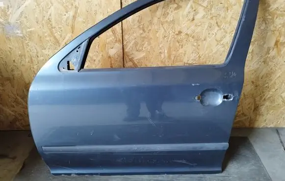 Skoda Octavia Mk2 (1Z) Front door