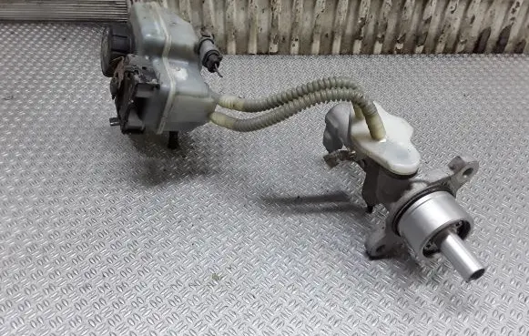 Opel Meriva A Master brake cylinder 020405115