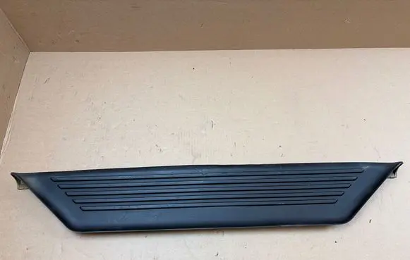 Nissan Navara D22 Trunk/boot sill cover protection 85065VK000