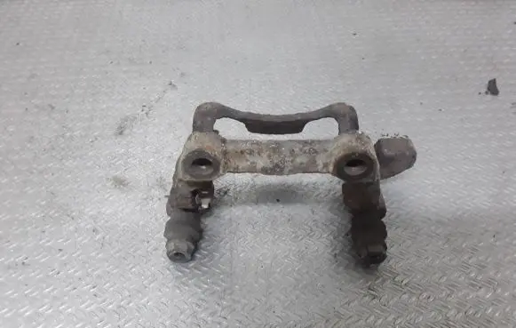 Skoda Octavia Mk2 (1Z) Brake caliper pad carrier rear 