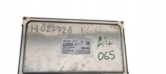Audi Q7 4M Camera control unit module 4K4907117P