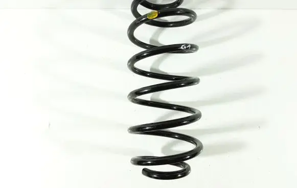 Toyota Yaris Rear coil spring