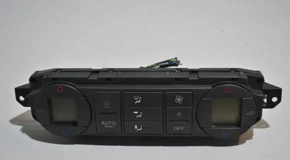 Ford Focus Climate control unit 6N4T18C612AC W6CA16182