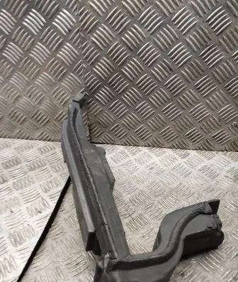 Audi Q5 SQ5 Fender foam support/seal 8r0823732a