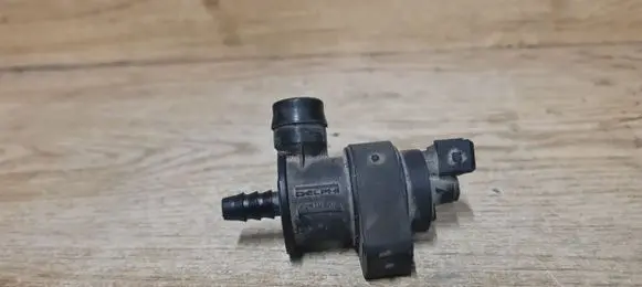 Volvo V70 Vacuum valve 8653908