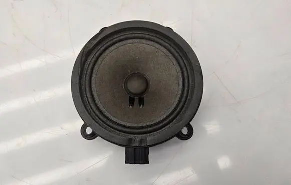 Volkswagen Crafter Front door speaker A9068270060 00313914 7297241028