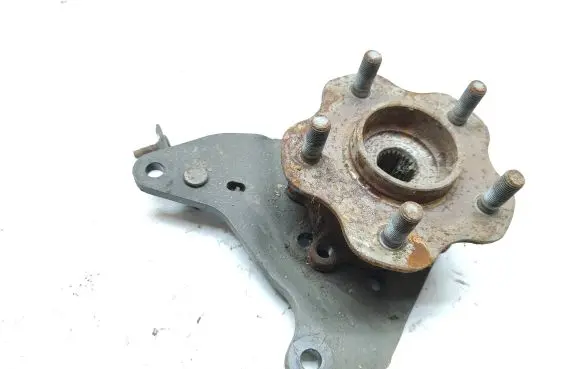 Nissan X-Trail T32 Rear wheel hub