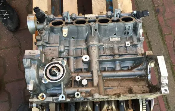 Hyundai i30 Engine block G4FA