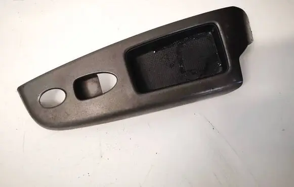 Honda Civic Front door window switch trim SNB6G0