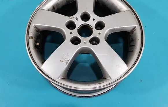 R16 alloy rim