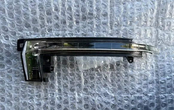 Audi A4 S4 B8 8K Mirror indicator light 8K0949102