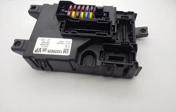 Opel Corsa D Power management control unit 13320629 13320629VP