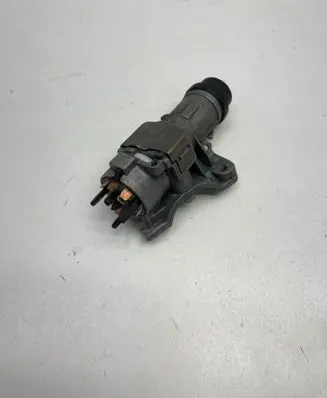 Audi A4 S4 B7 8E 8H Ignition lock 4B0905851Q