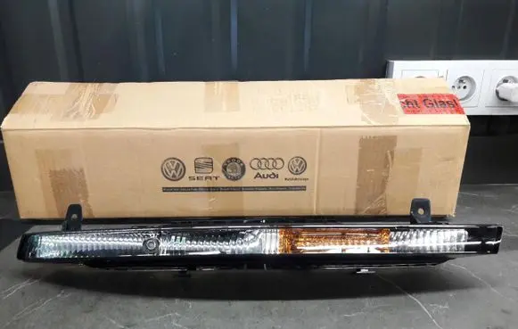 Audi Q7 4L Front indicator light 4L0953041B