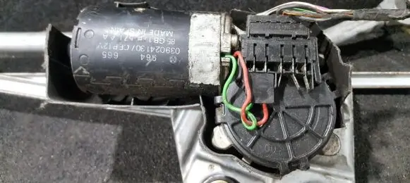 Ford Scorpio Wiper motor 0390241307cep 85gb17b571aa