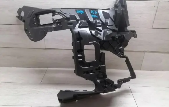 BMW X5 G05 Front bumper mounting bracket 8085628