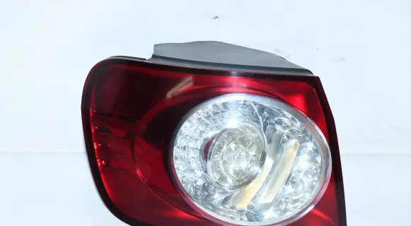 Volkswagen Golf Plus Rear/tail lights 5M0945095N