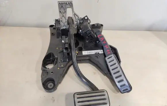 Porsche Cayenne (92A) Pedal assembly 7L0723507D 7P0723031AF 7P0723142H