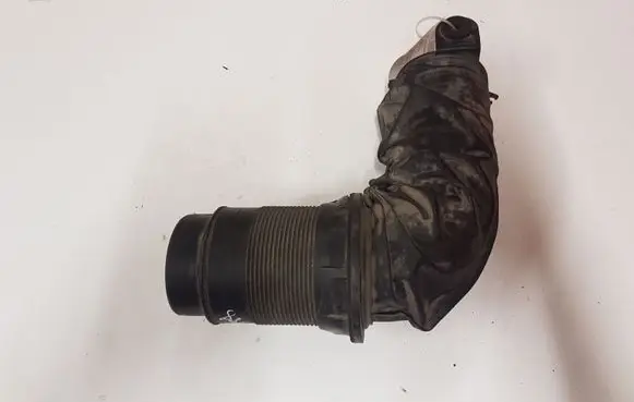 KIA Sorento Air intake duct part 282003E600