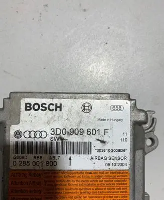 Volkswagen Touareg I Airbag control unit/module 3D0909601F 0285001800