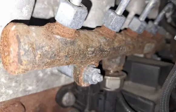 Volvo V50 Fuel main line pipe 9654726280