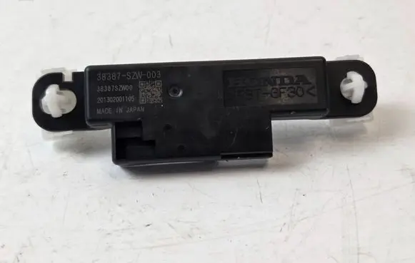 Honda CR-V Aerial antenna amplifier 38387SZW003 38387SZW00 201302001105