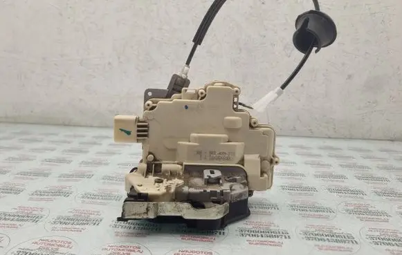 Audi A4 S4 B8 8K Rear door lock 8K0839015