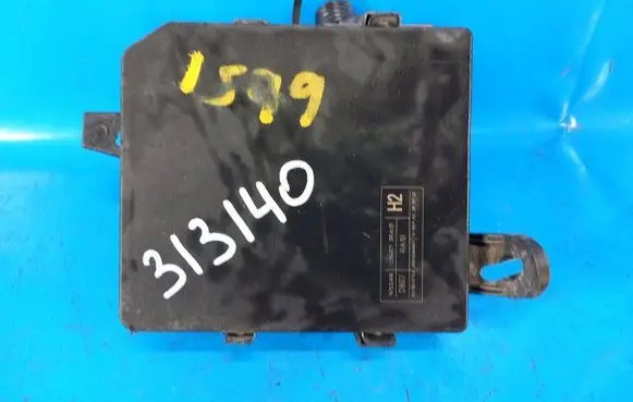 Nissan Sentra B17 Fuse 284B73RA3E