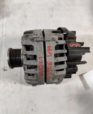 Renault Megane IV Generator/alternator 231008040R 2613543A 2117009659