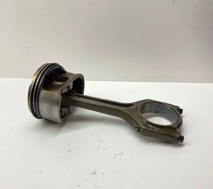 BMW X3 F25 Piston with connecting rod