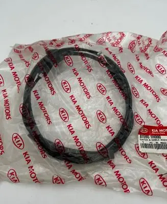 KIA Ceed Fuel cap flap release cable 815901H000